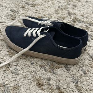 Navy canvas Keds tennis shoes